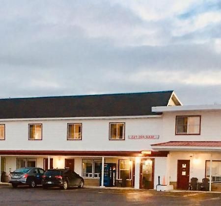 קלקסקה North Country American Inn מראה חיצוני תמונה