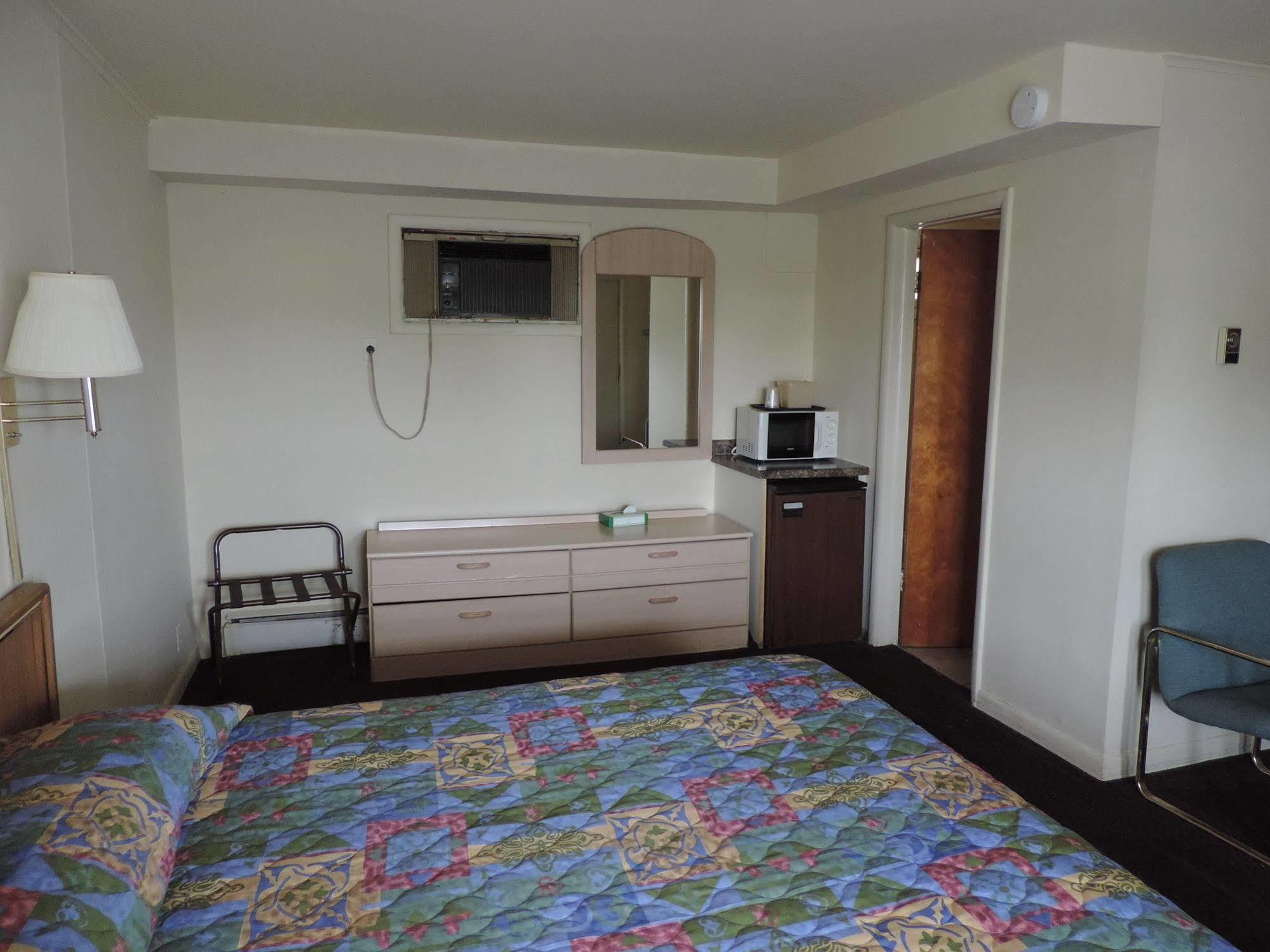 קלקסקה North Country American Inn מראה חיצוני תמונה