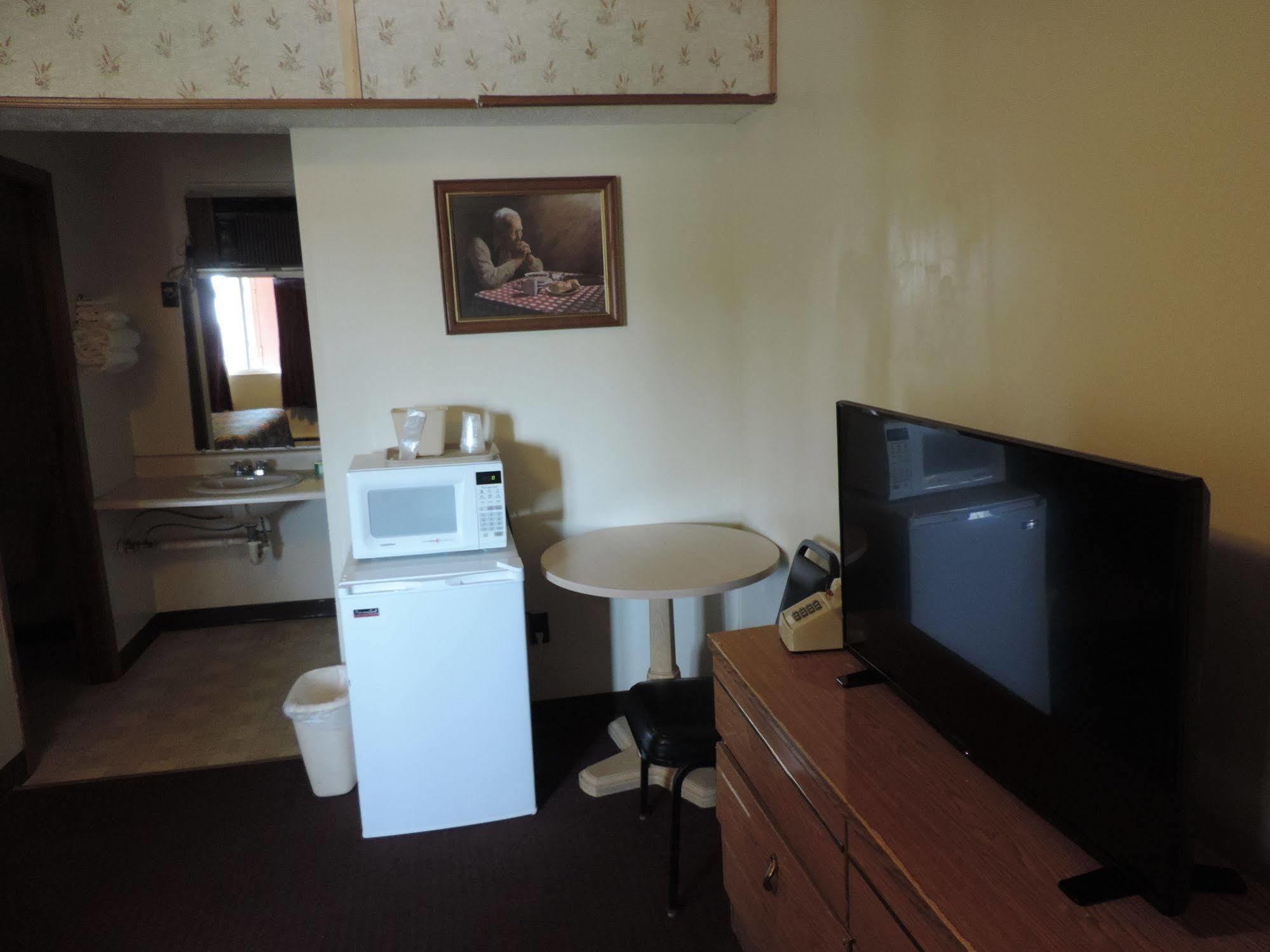 קלקסקה North Country American Inn מראה חיצוני תמונה