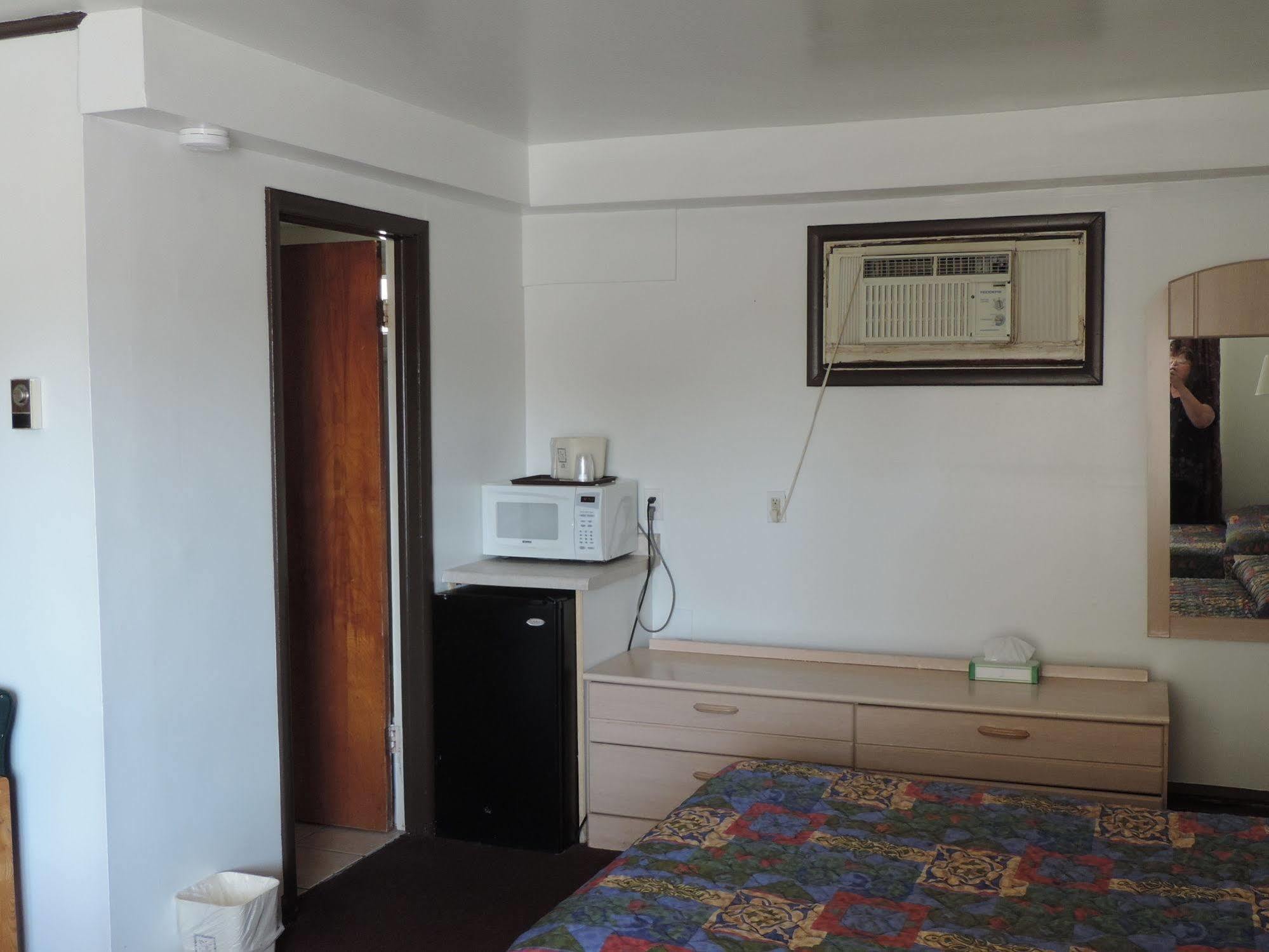 קלקסקה North Country American Inn מראה חיצוני תמונה