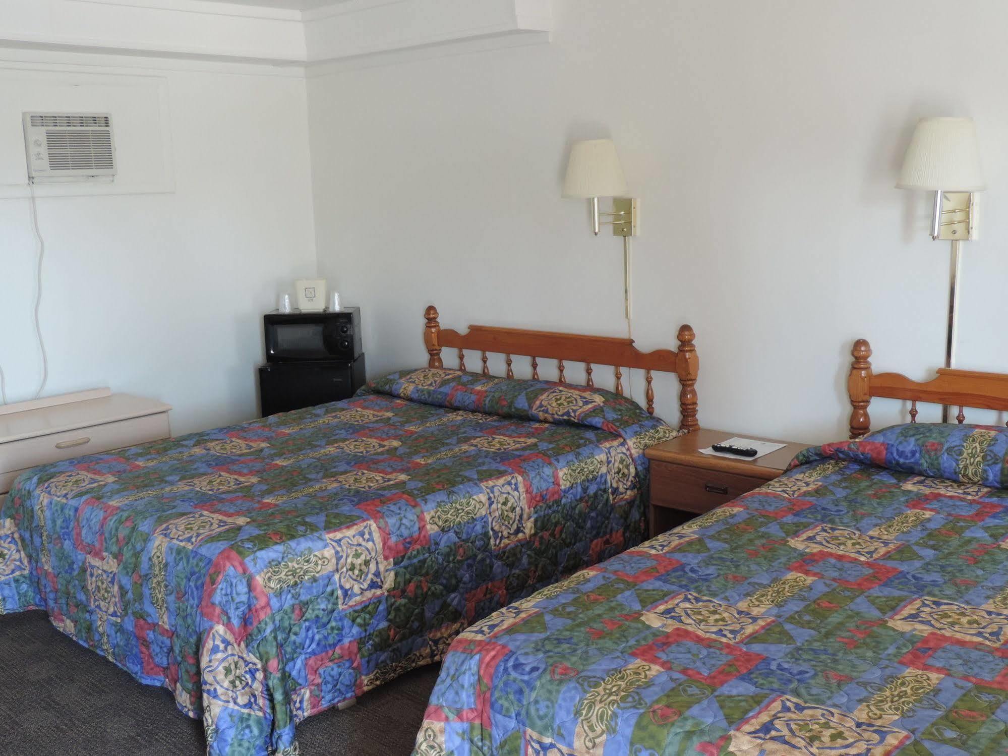 קלקסקה North Country American Inn מראה חיצוני תמונה