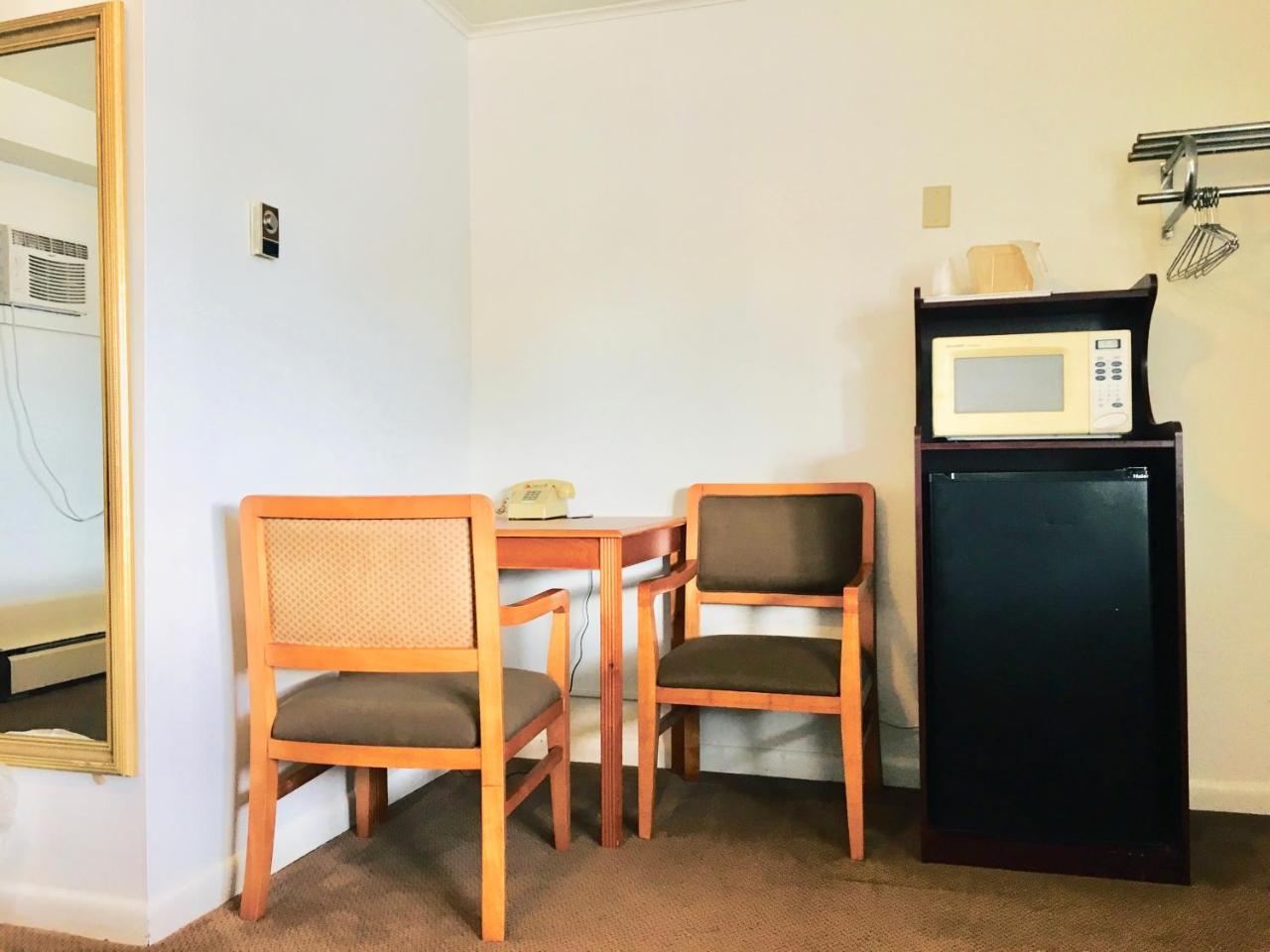 קלקסקה North Country American Inn מראה חיצוני תמונה