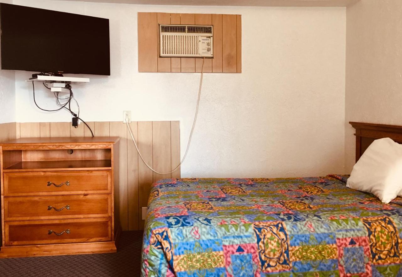קלקסקה North Country American Inn מראה חיצוני תמונה