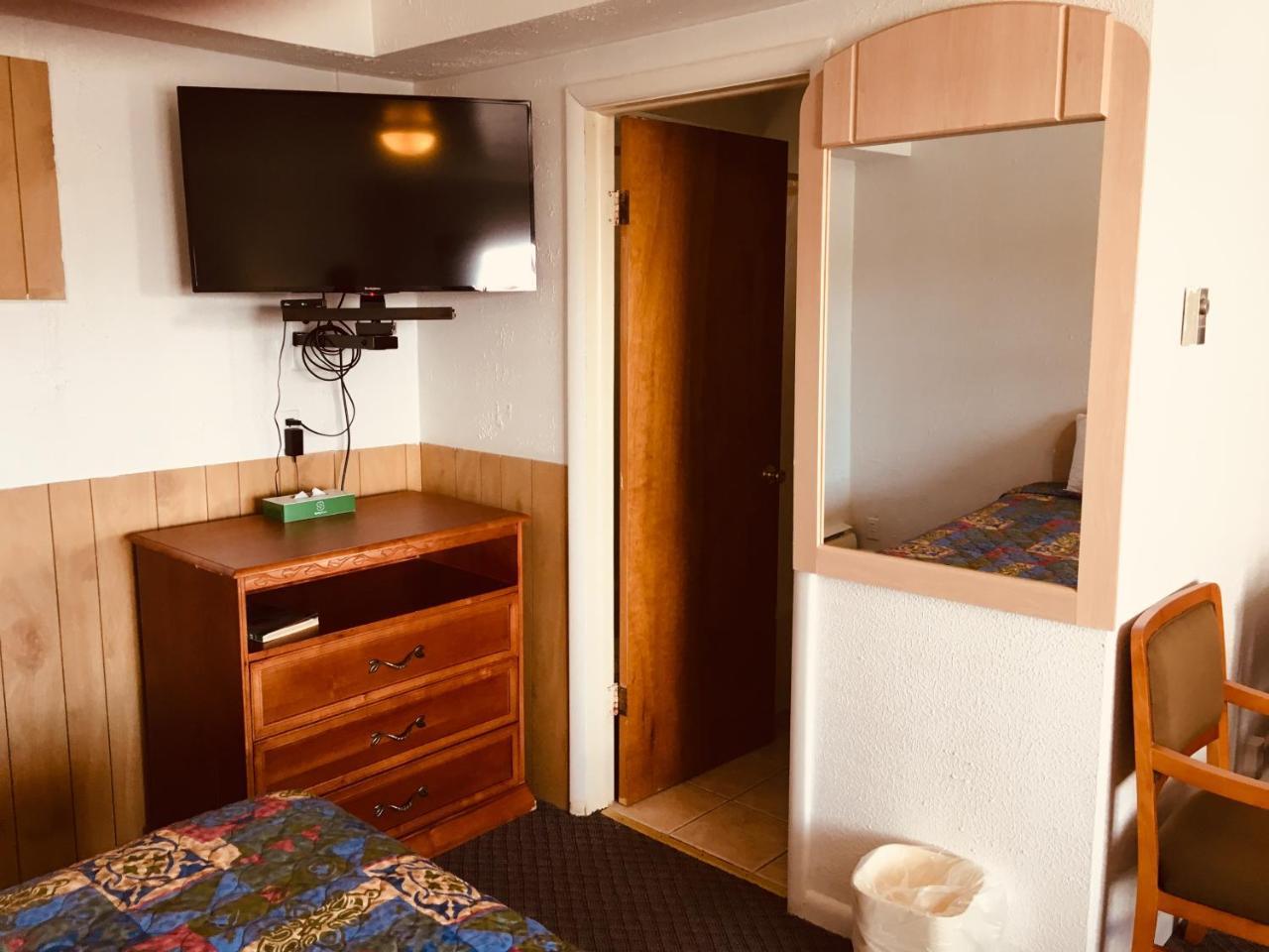 קלקסקה North Country American Inn מראה חיצוני תמונה