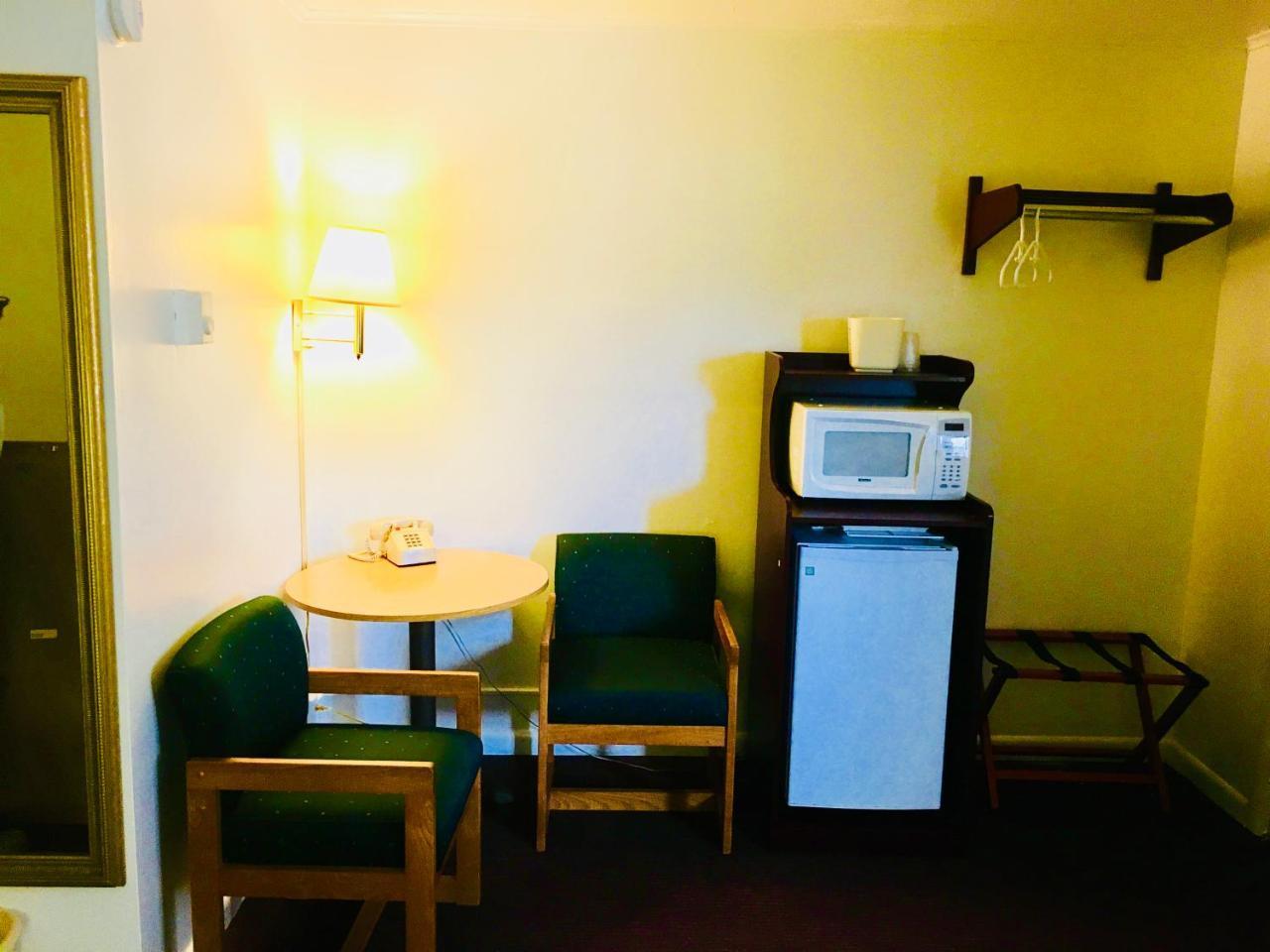 קלקסקה North Country American Inn מראה חיצוני תמונה