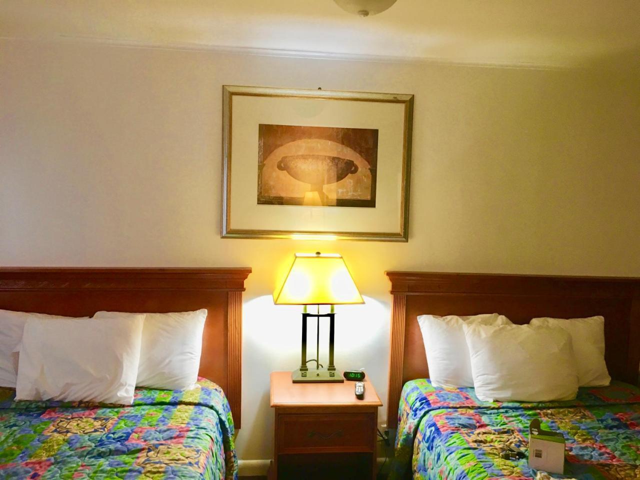 קלקסקה North Country American Inn מראה חיצוני תמונה