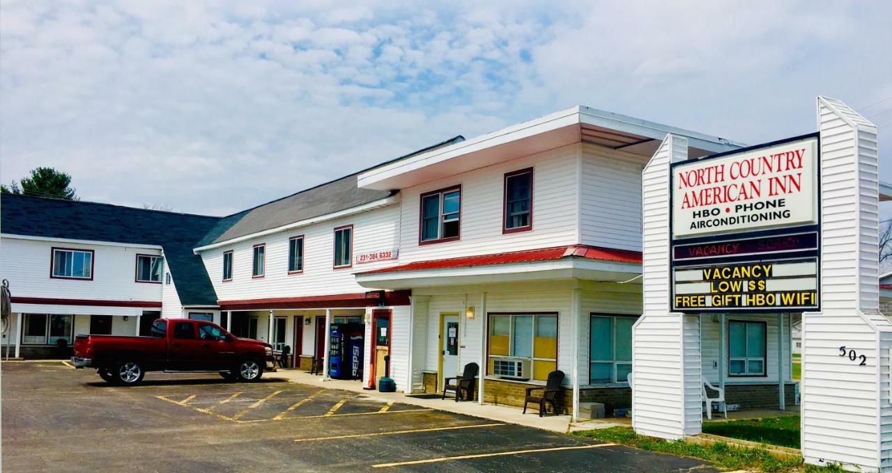 קלקסקה North Country American Inn מראה חיצוני תמונה