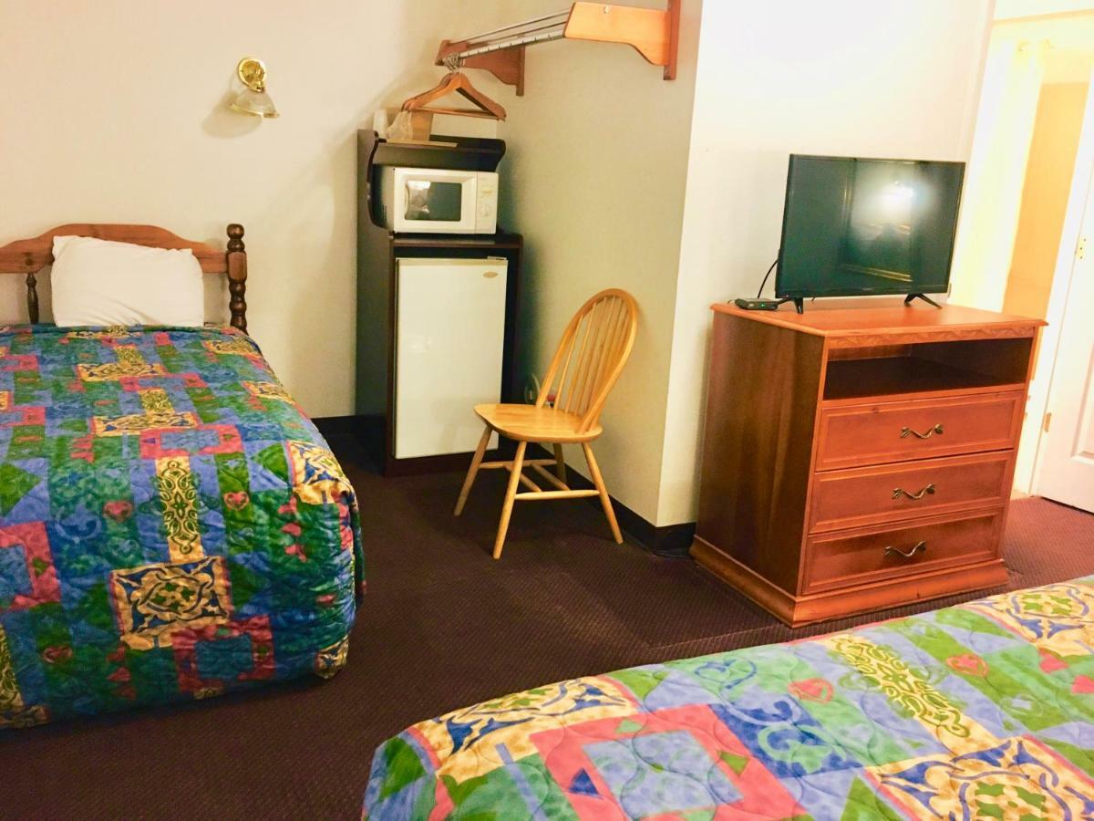 קלקסקה North Country American Inn מראה חיצוני תמונה