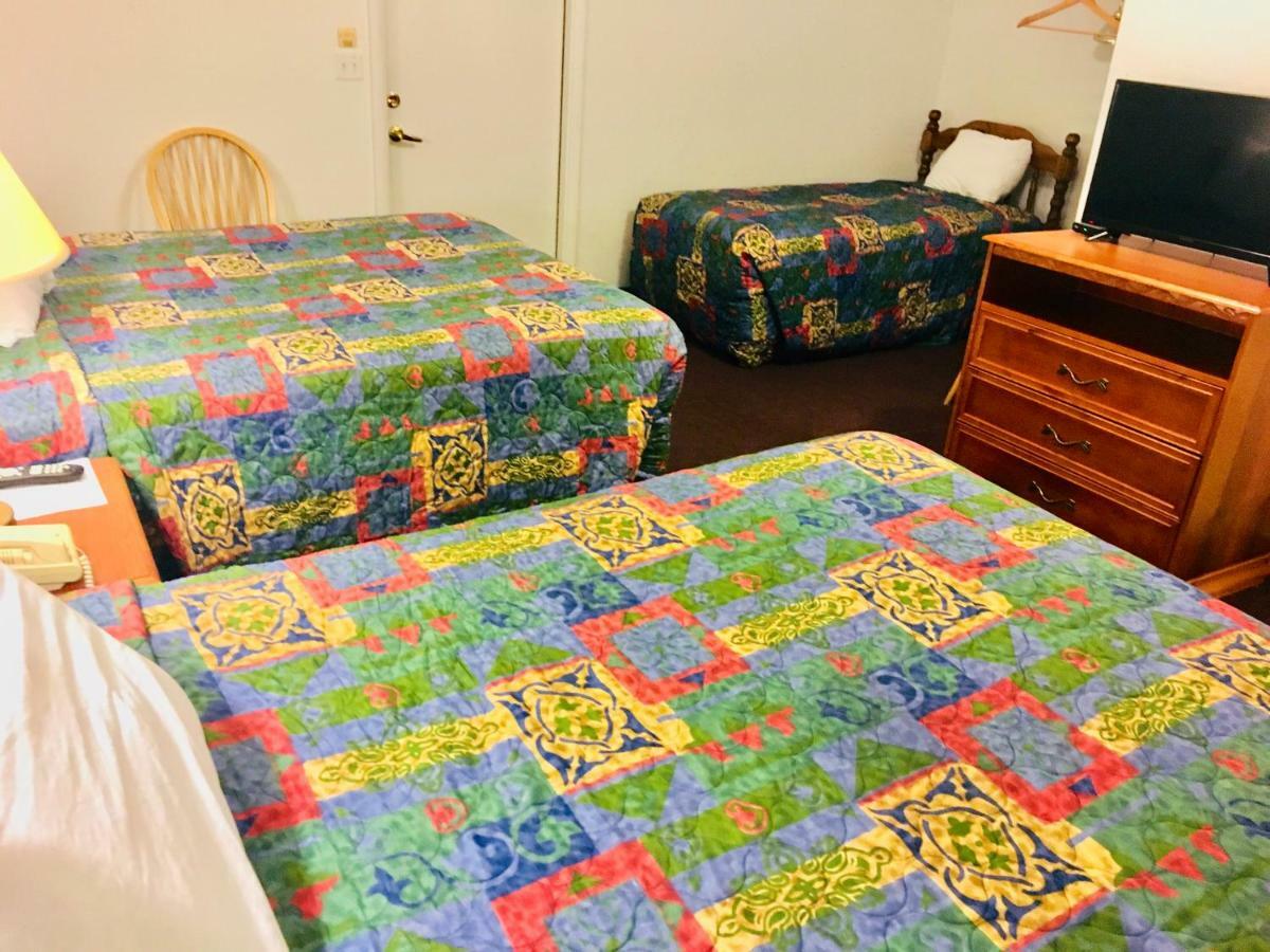 קלקסקה North Country American Inn מראה חיצוני תמונה